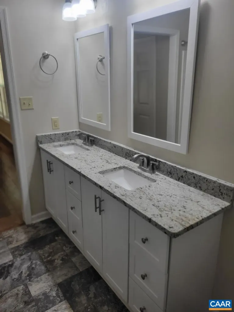 117 Brooking Lane Barboursville VA 22923