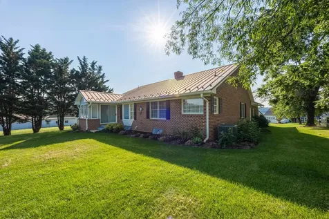 648 Boyers Road Rockingham VA 22801