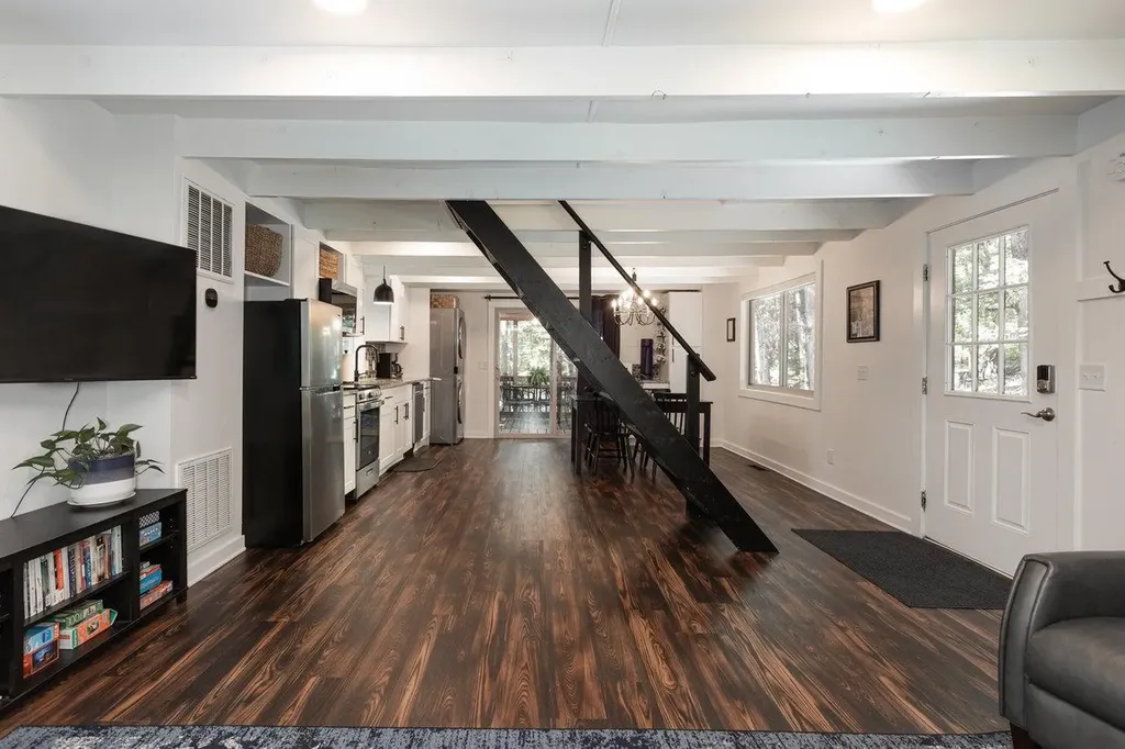 16184 Moonrise Lane Broadway VA 22815