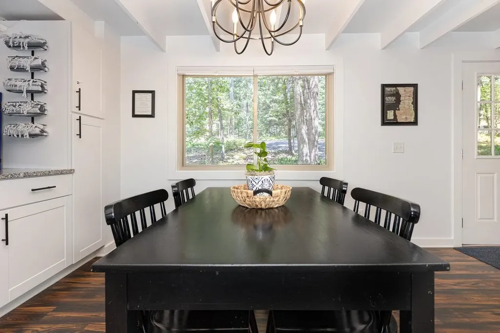 16184 Moonrise Lane Broadway VA 22815