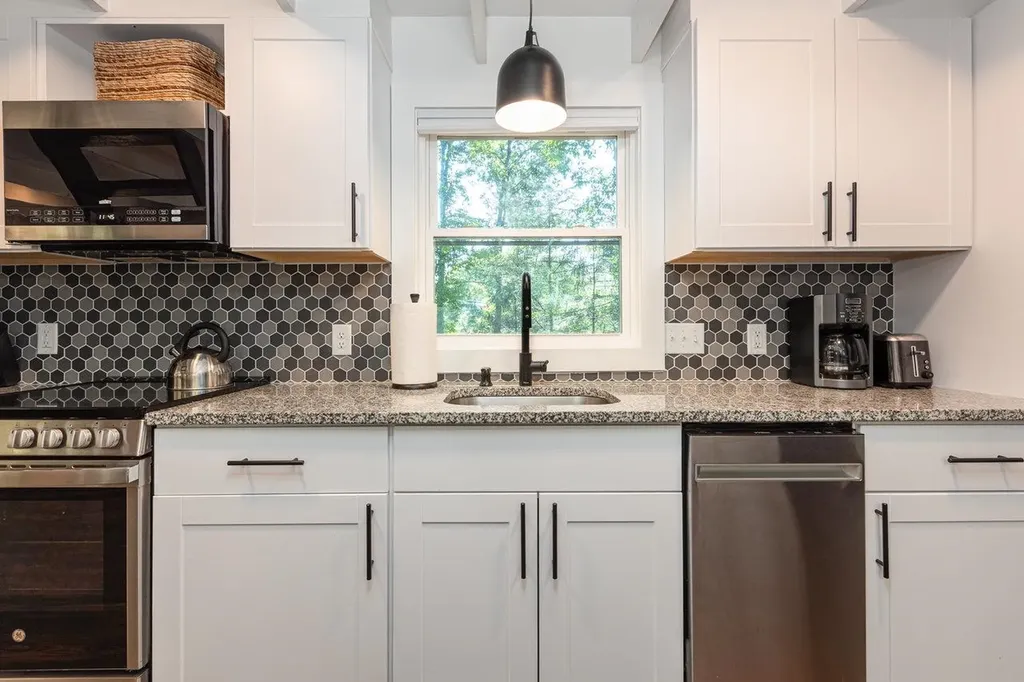 16184 Moonrise Lane Broadway VA 22815