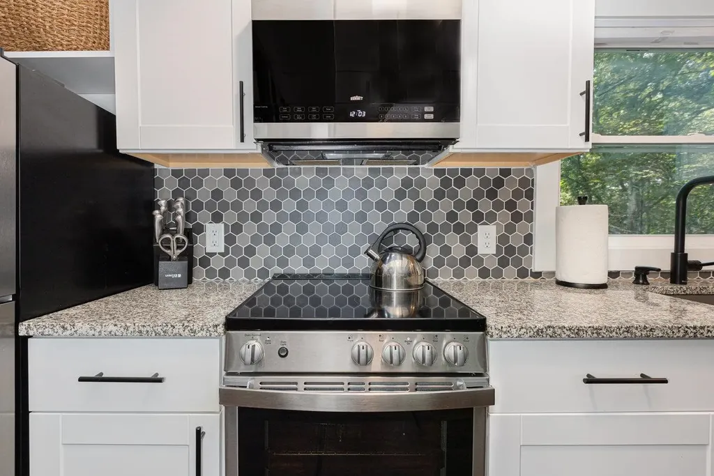 16184 Moonrise Lane Broadway VA 22815