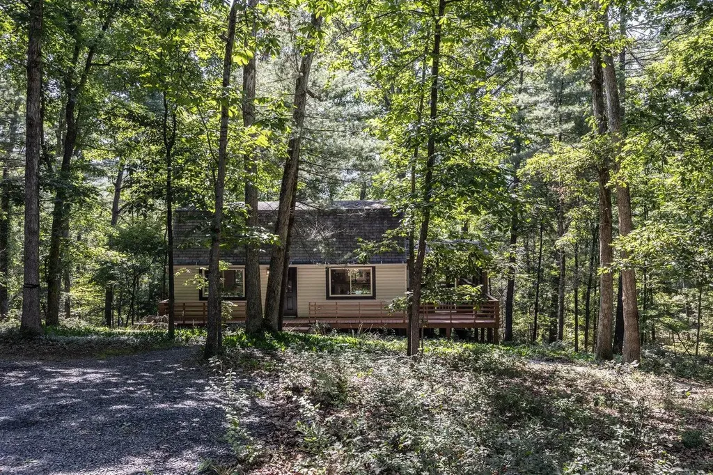 16184 Moonrise Lane Broadway VA 22815