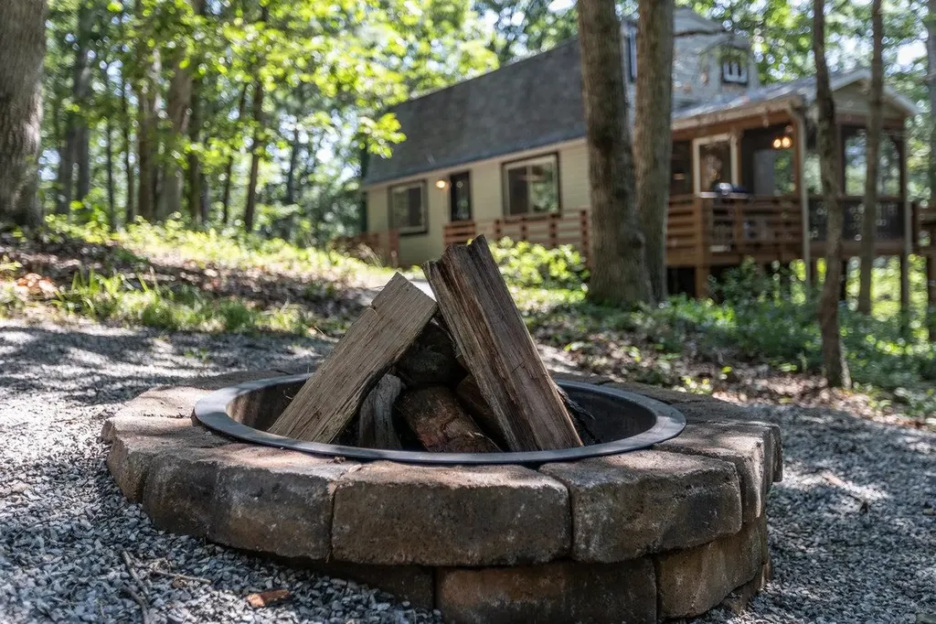 16184 Moonrise Lane Broadway VA 22815