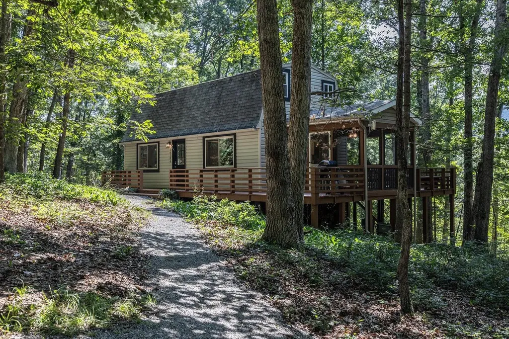 16184 Moonrise Lane Broadway VA 22815