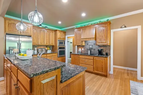 105 Midvale Crossing Staunton VA 24401