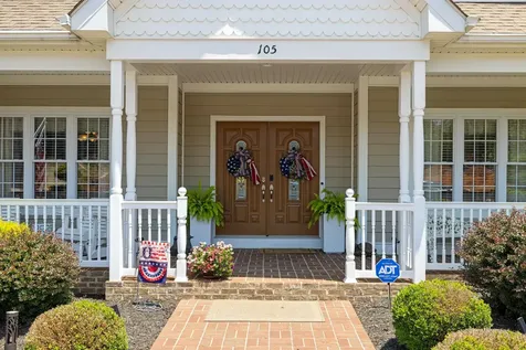 105 Midvale Crossing Staunton VA 24401