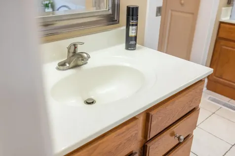 105 Midvale Crossing Staunton VA 24401