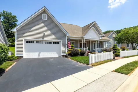 105 Midvale Crossing Staunton VA 24401