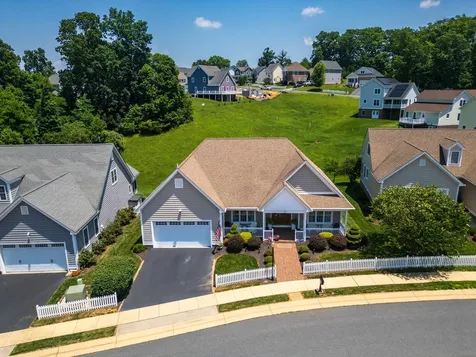 105 Midvale Crossing Staunton VA 24401