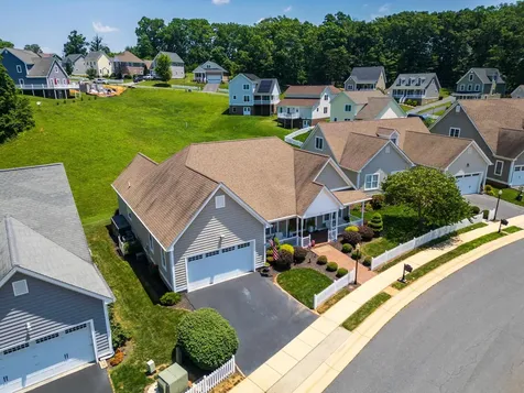 105 Midvale Crossing Staunton VA 24401