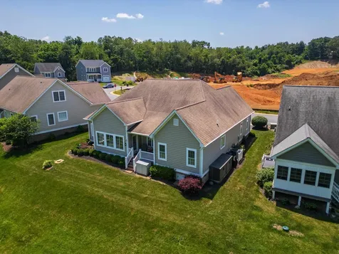 105 Midvale Crossing Staunton VA 24401