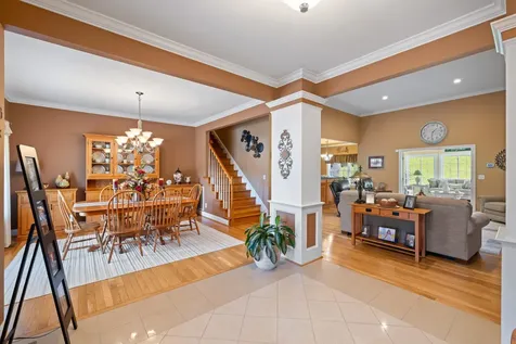 105 Midvale Crossing Staunton VA 24401
