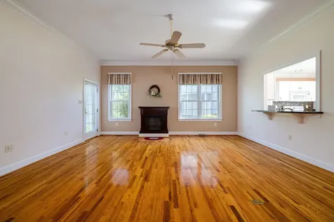 615 Kestrel Court Woodstock VA 22664