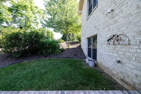 615 Kestrel Court Woodstock VA 22664