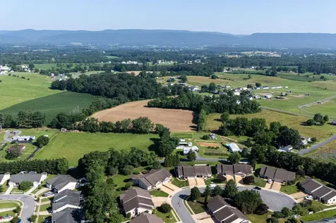 615 Kestrel Court Woodstock VA 22664