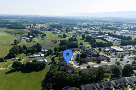 615 Kestrel Court Woodstock VA 22664