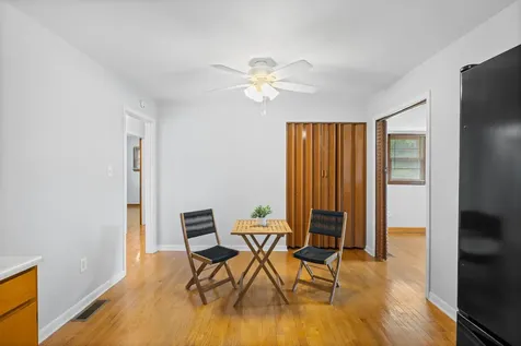 2403 Bare Street Staunton VA 24401