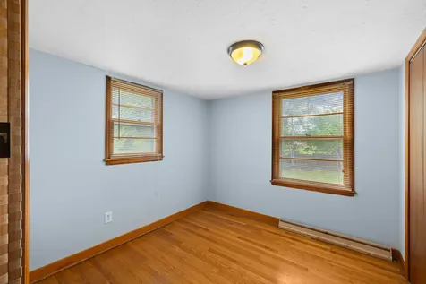2403 Bare Street Staunton VA 24401