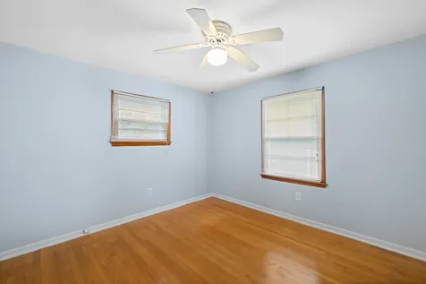 2403 Bare Street Staunton VA 24401