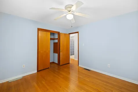 2403 Bare Street Staunton VA 24401
