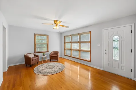 2403 Bare Street Staunton VA 24401