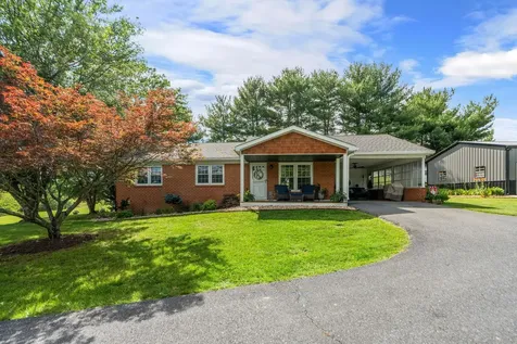 2737 Barrenridge Road Staunton VA 24401