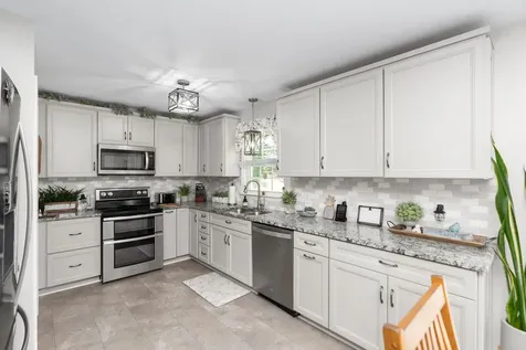 2737 Barrenridge Road Staunton VA 24401