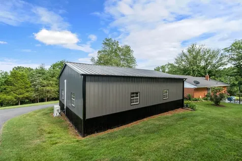 2737 Barrenridge Road Staunton VA 24401