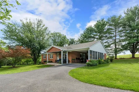2737 Barrenridge Road Staunton VA 24401