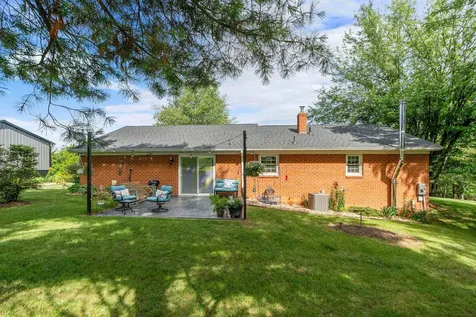 2737 Barrenridge Road Staunton VA 24401
