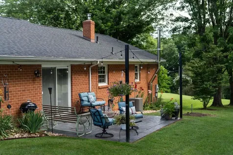 2737 Barrenridge Road Staunton VA 24401