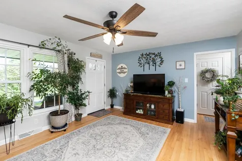 2737 Barrenridge Road Staunton VA 24401