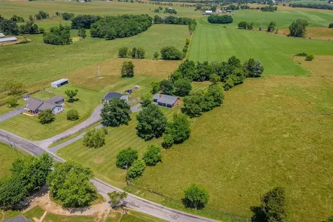 1678 Piney Hill Road Luray VA 22835