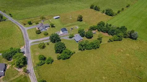 1678 Piney Hill Road Luray VA 22835