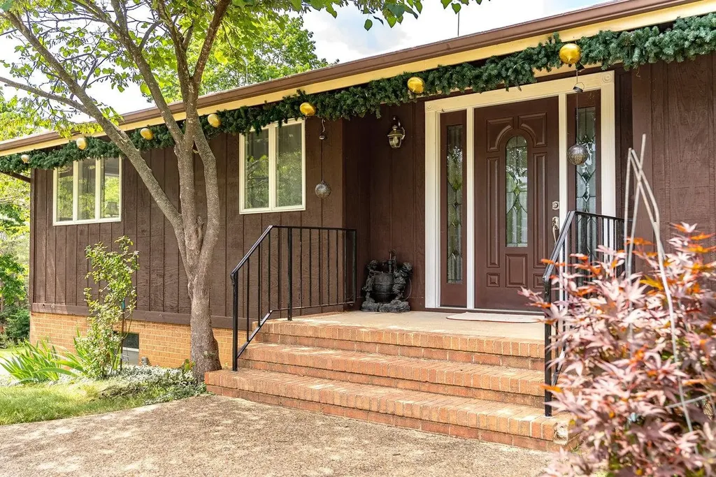 7600 Tall Cedars Lane Bridgewater VA 22812