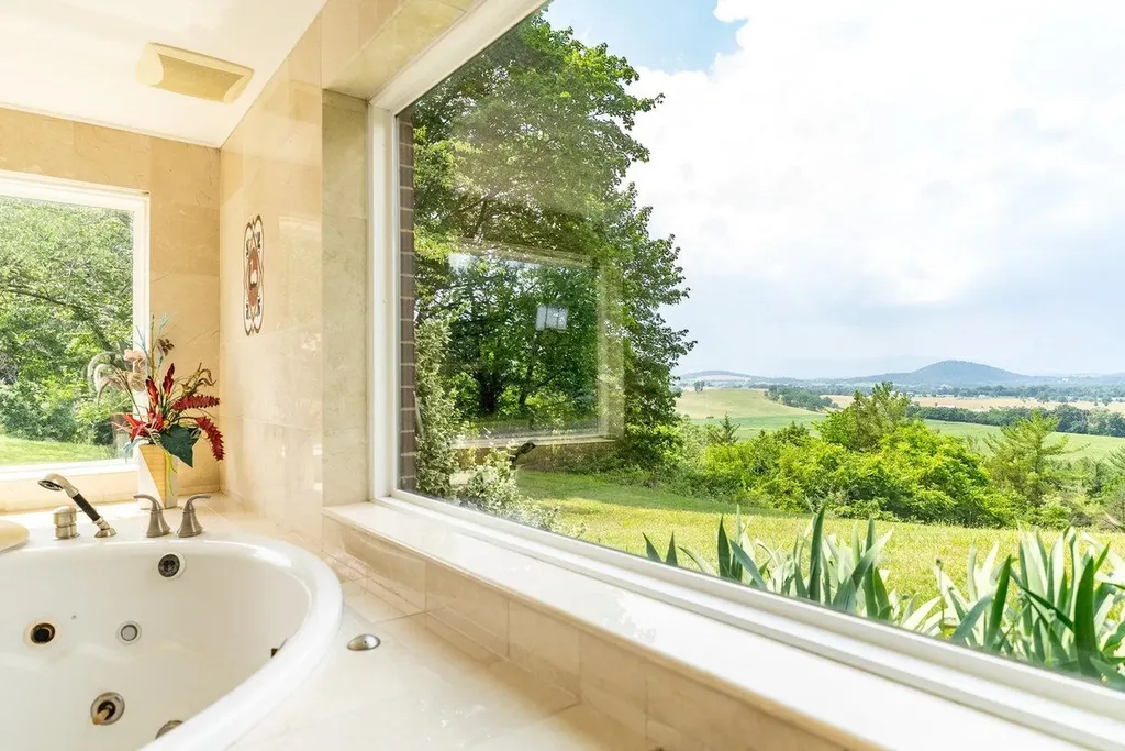 7600 Tall Cedars Lane Bridgewater VA 22812