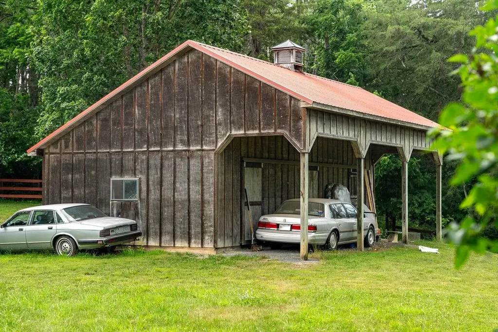 7600 Tall Cedars Lane Bridgewater VA 22812