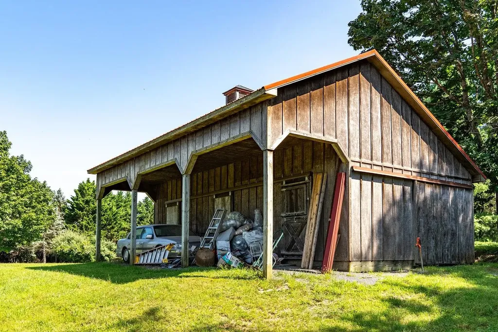 7600 Tall Cedars Lane Bridgewater VA 22812