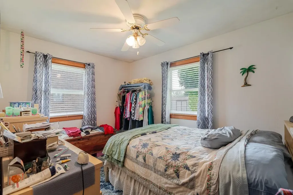 205 Lewis Avenue Elkton VA 22827