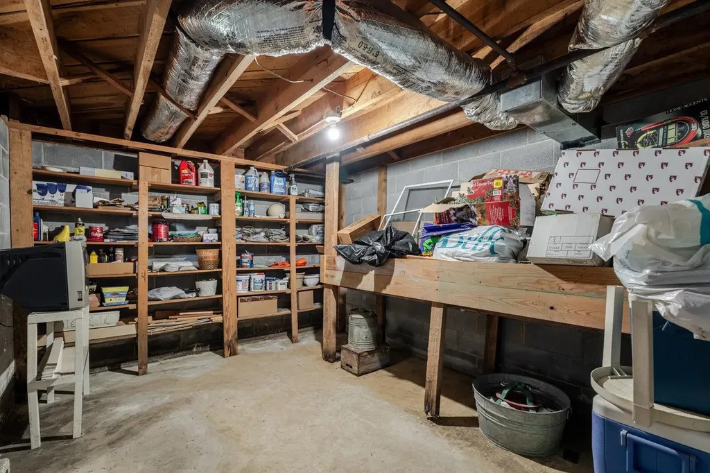 205 Lewis Avenue Elkton VA 22827