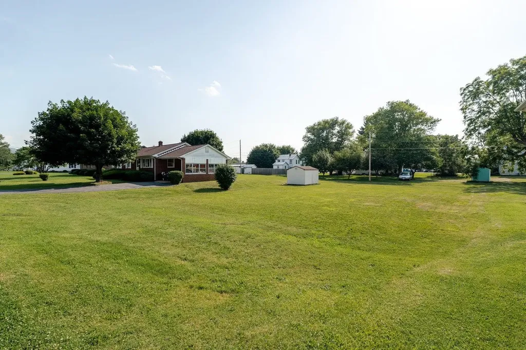 205 Lewis Avenue Elkton VA 22827