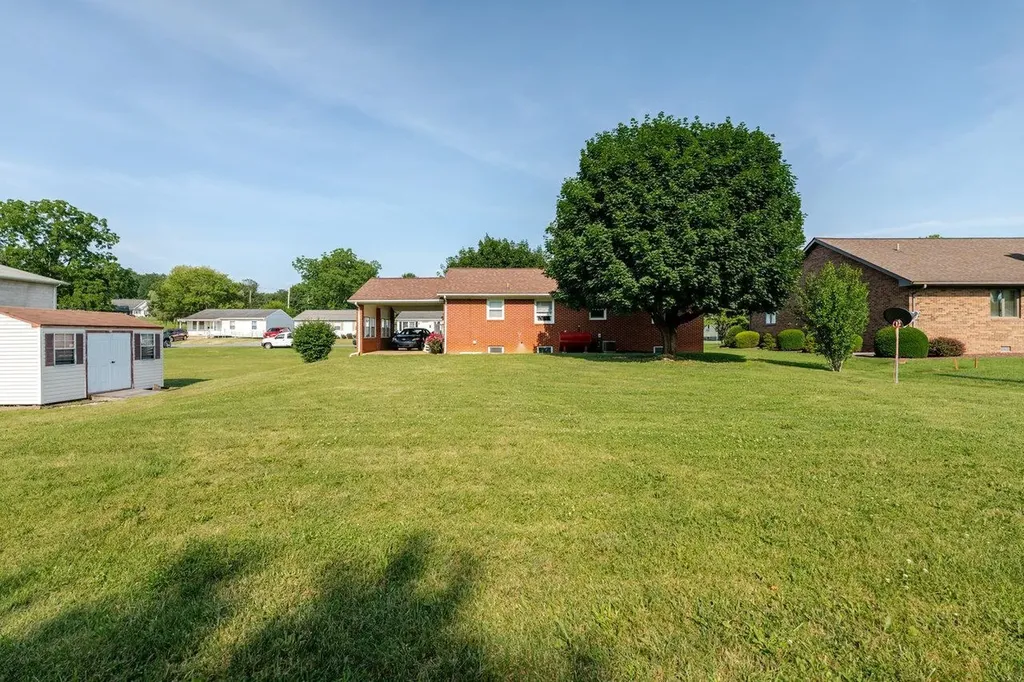 205 Lewis Avenue Elkton VA 22827