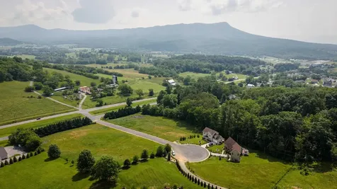 0 Bear Crossing Court Penn Laird VA 22846