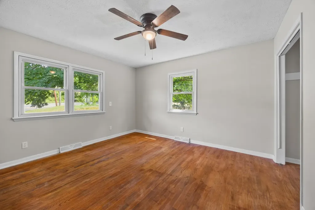 3416 Point Road E Elkton VA 22827