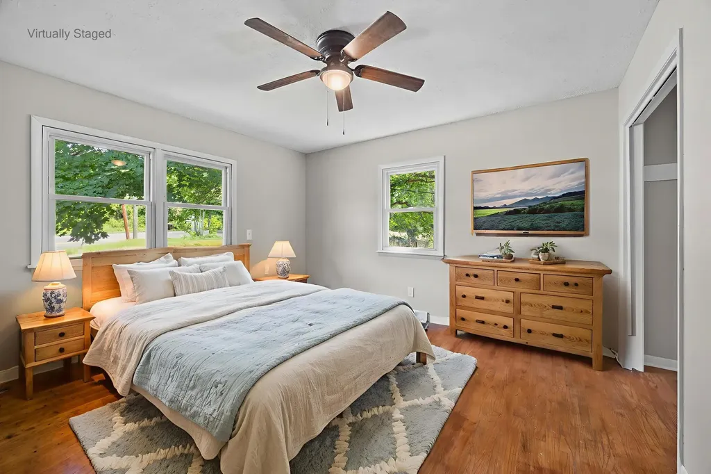 3416 Point Road E Elkton VA 22827