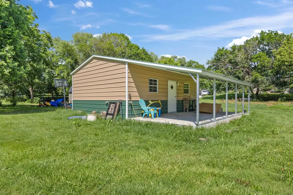 3416 Point Road E Elkton VA 22827