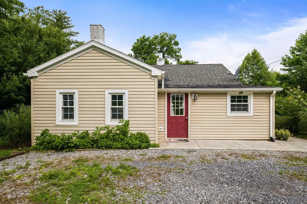 474 Stoney Run Road Buena Vista VA 24416