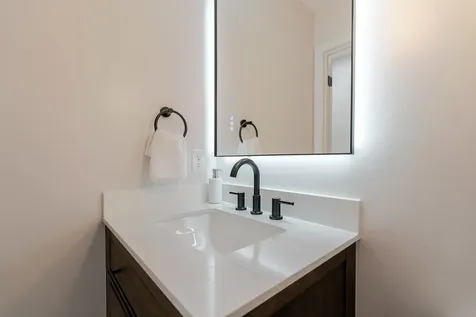 1271 King Edwards Way Harrisonburg VA 22801