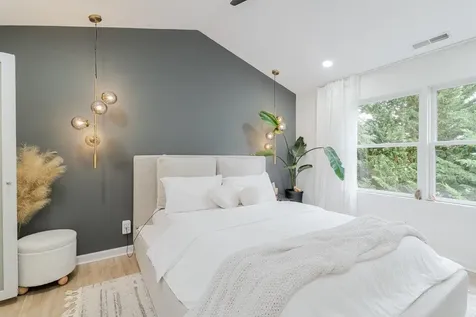 1271 King Edwards Way Harrisonburg VA 22801